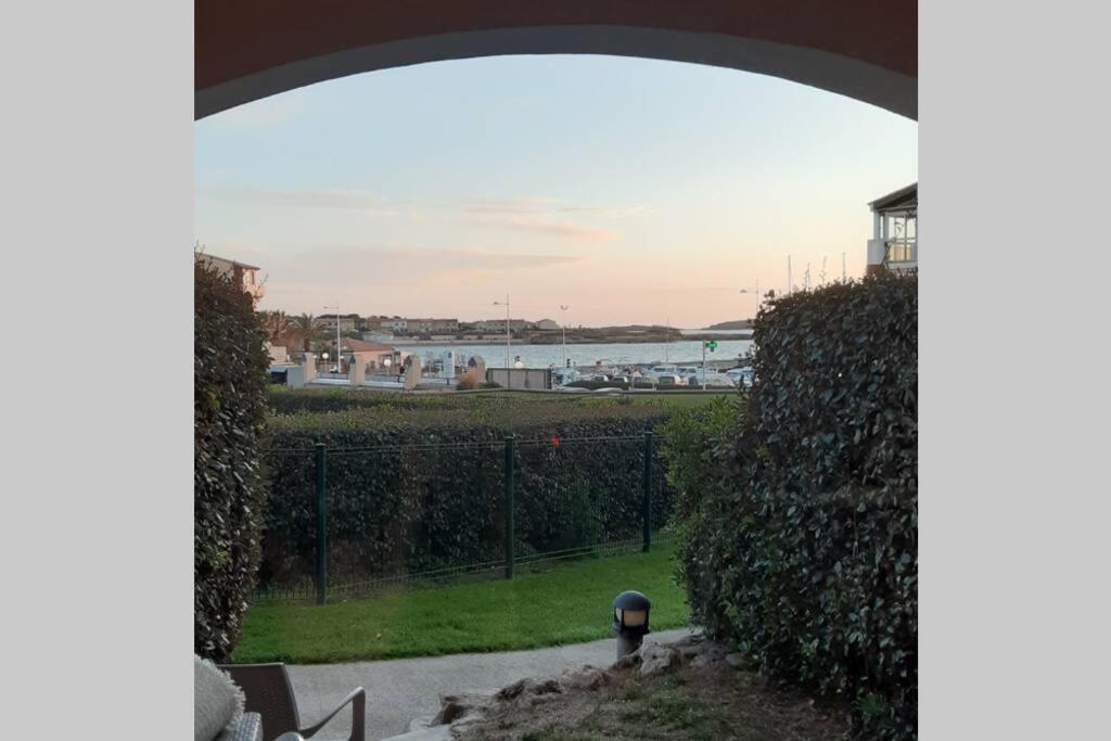 Magnifique Rez De Jardin & Piscine & Bord De Mer Leilighet Six-Fours-les-Plages Eksteriør bilde